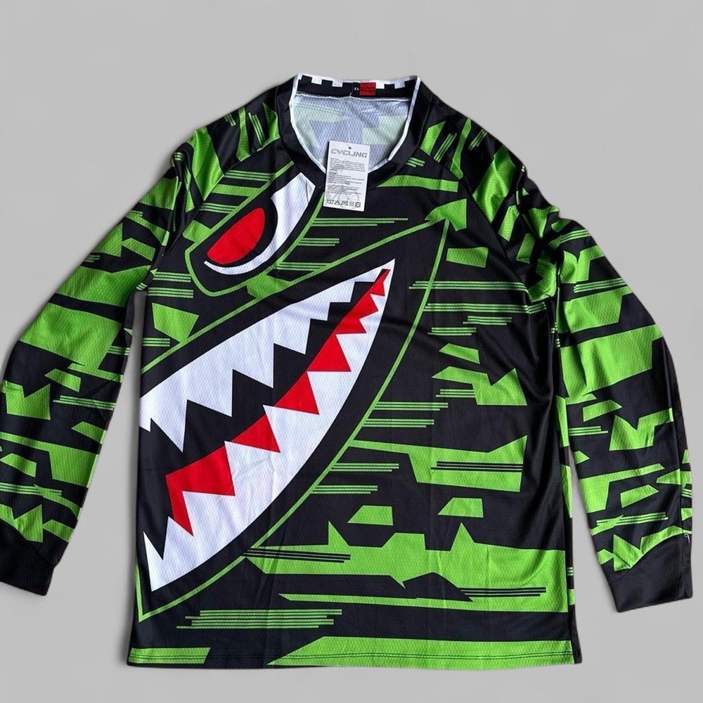 Cycling Jersey Green and Black Graphic Long Sleeve Medium NWT